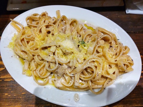 ���g�����t�̃N���[���p�X�^