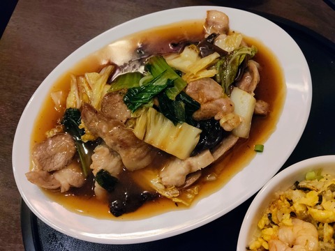 �ؓ��Ɣ��؂̂��܎�